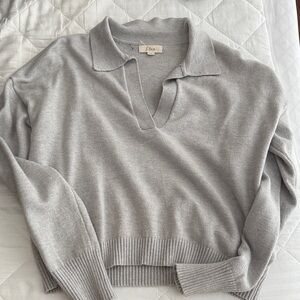 Elan Light Gray V-Neck Sweater